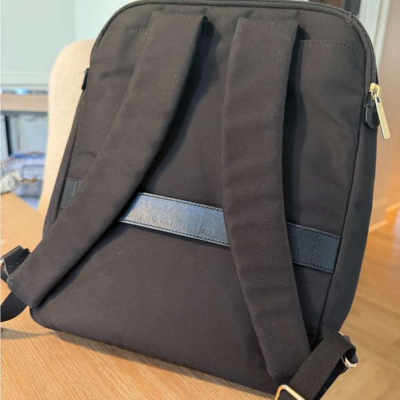 Tumi RARE Larkin Laurel Backpack - Picture 2 of 9